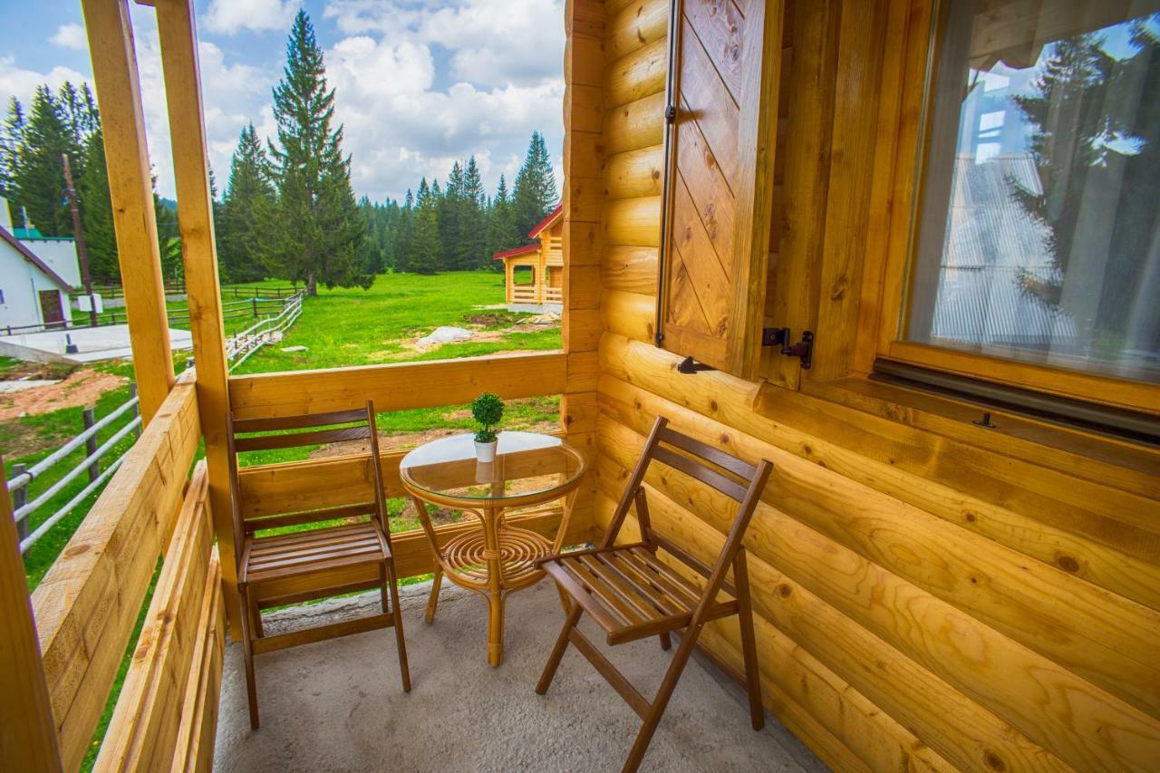 Guest House Mickovic Zabljak  Ngoại thất bức ảnh