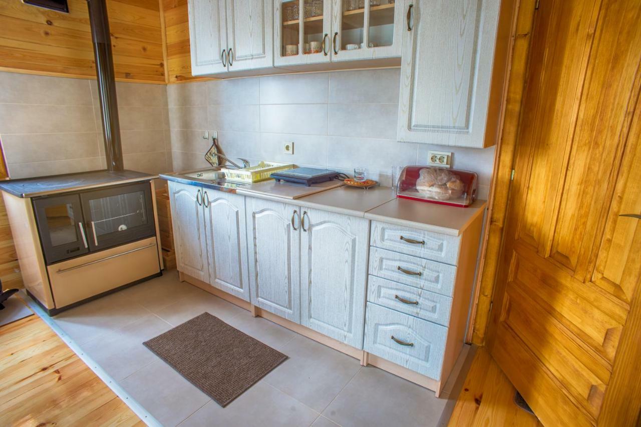 Guest House Mickovic Zabljak  Ngoại thất bức ảnh